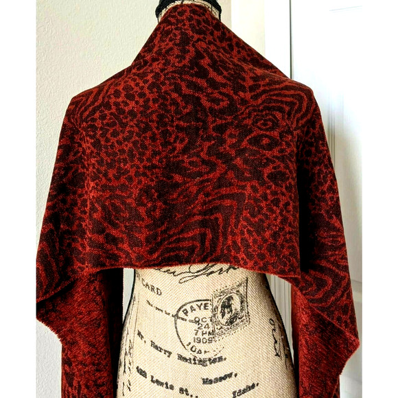 Primo Filo Scarf Italia Red & Black Tassels NEW - Picture 3 of 6